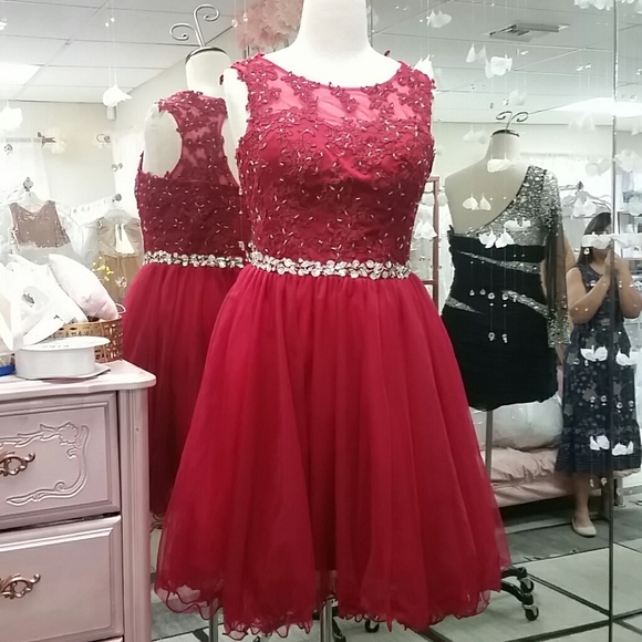 Homecoming dress - Picture 2 of 6